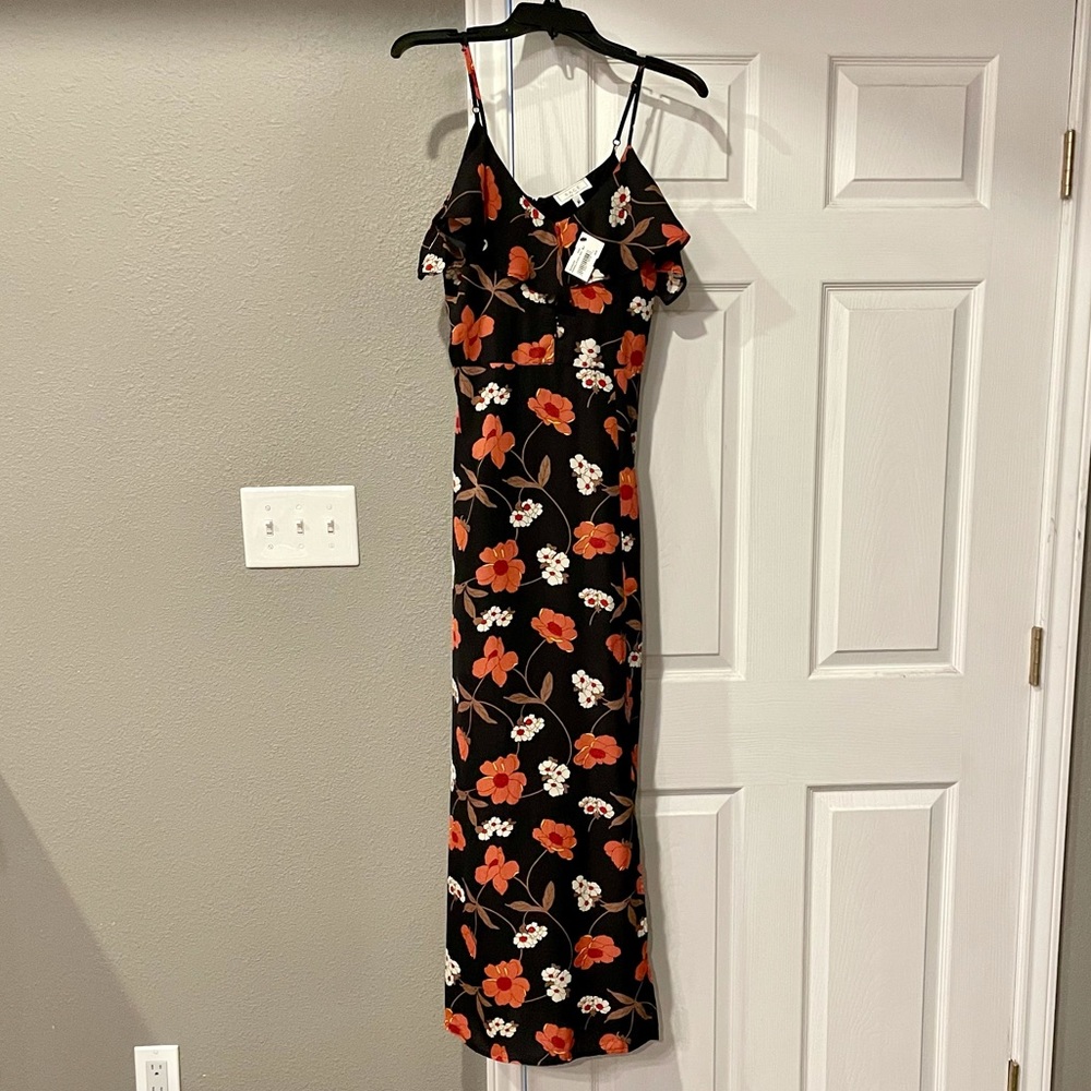 Sage maxi dress Size M. NWT